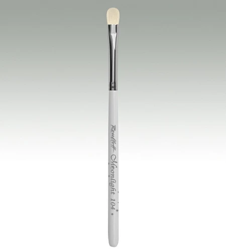 104. Кисть овальная для растушевки карандаша, коза белая Moonlight №7