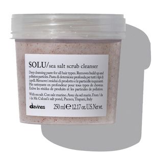 SOLU Скраб с морской солью, 250 мл
