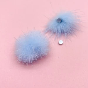 1797 Пушок на магните голубой